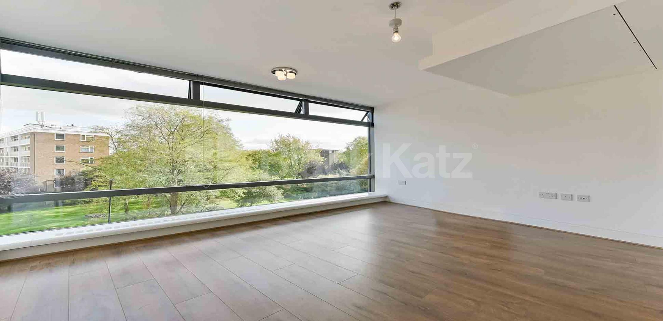 			1 Bedroom, 1 bath, 1 reception Apartment			 Parliament View, Lambeth Bridge, Waterloo